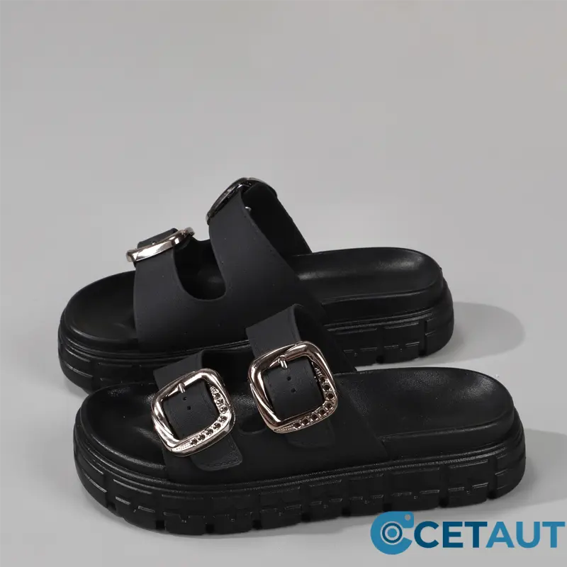 Design-Coole Sandalen mit extra-dicker Sohle für maximalen Komfort- mit offener Zehenpartie und Ausschnitt cetaut